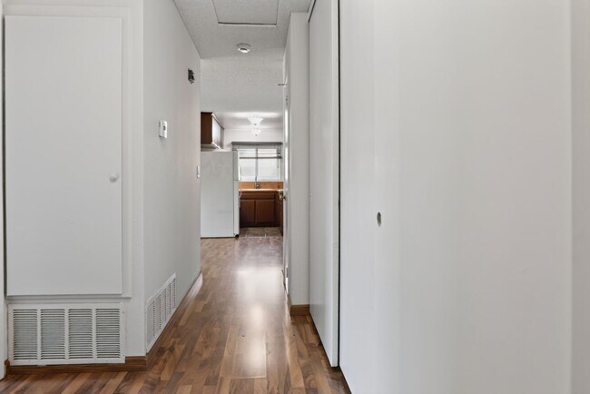 Building Photo - 10454 Caminito Rimini
