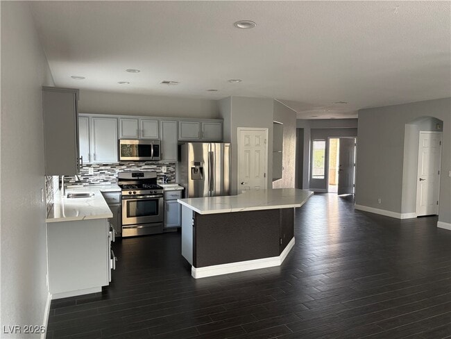 Building Photo - 10601 Umbrella Tree Ct