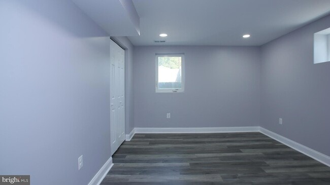Building Photo - 2608 Holly Dr