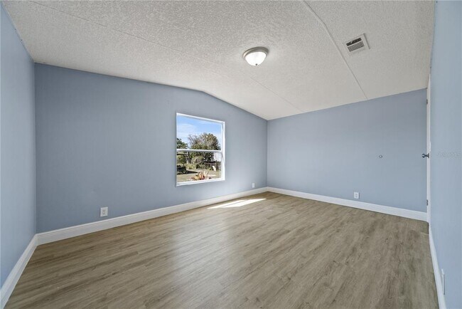 Building Photo - 9165 Atlas Dr