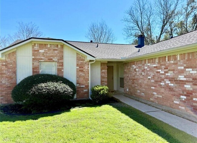 Building Photo - 1403 Valley Landing Dr