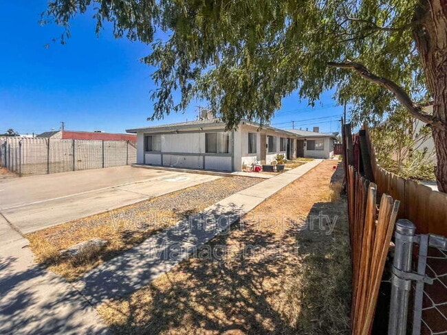 Building Photo - 213 Panamint Ave