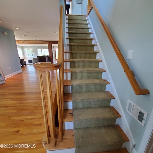 Building Photo - 754 Ocean Ave