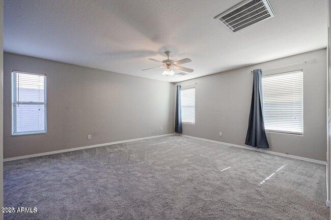 Building Photo - 17627 W Lisbon Ln