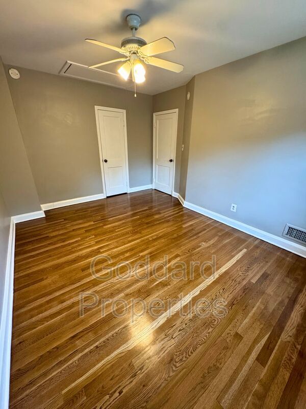 Building Photo - 1357 E Northern Pkwy