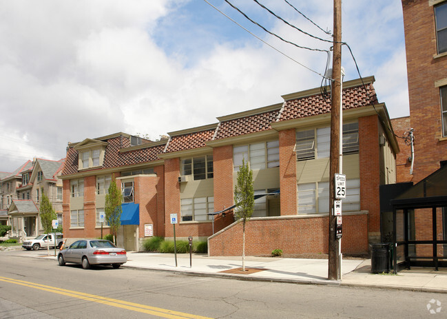 Short North - Victorian Village Apartments - Columbus, OH | Apartment