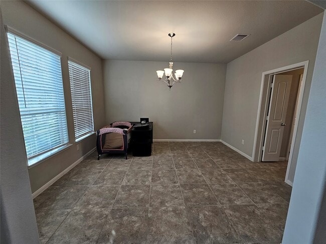 Building Photo - 24258 Via Vitani Dr