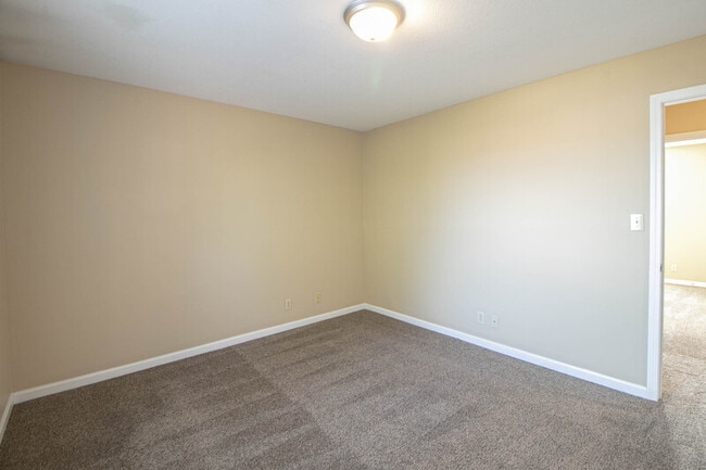 Building Photo - 363 Peabody Dr