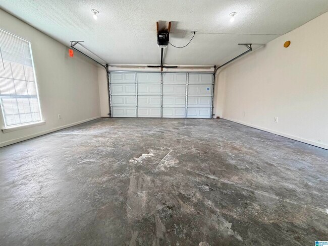 Building Photo - 101 Cambridge Pointe Cir