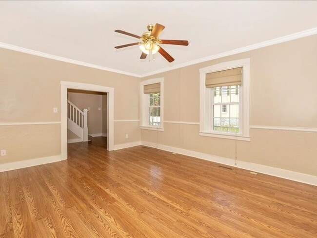 Building Photo - Open House 24th 10:30 to 11:30 AM