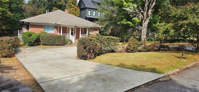 Primary Photo - 1032 Standard Dr NE