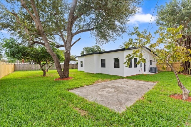 Building Photo - 16145 NW 20th Ave