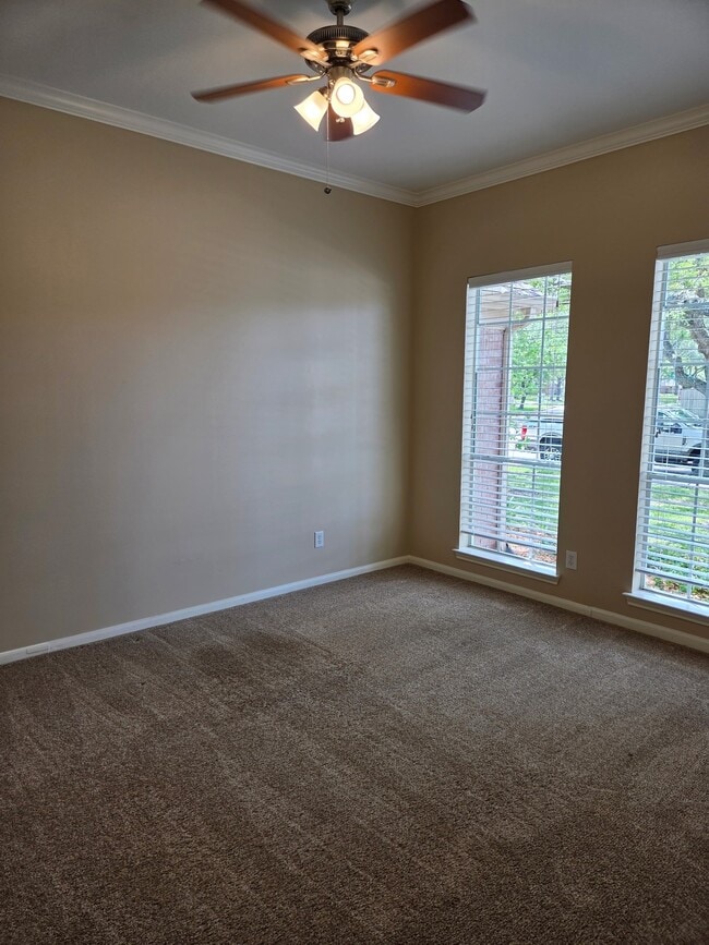 Building Photo - 106 Palm Castle Ct