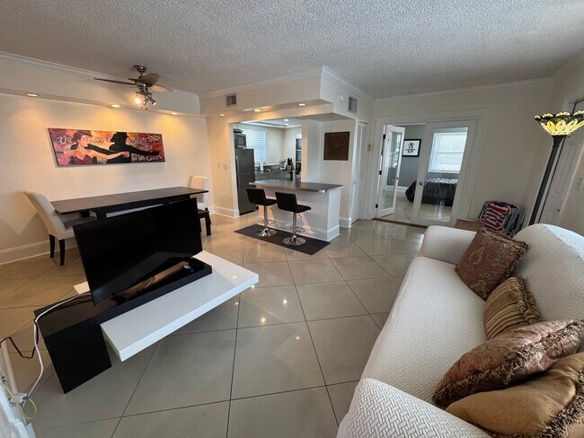 Building Photo - 112 S Federal Hwy