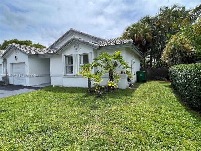 Building Photo - 3325 NW 79th Way