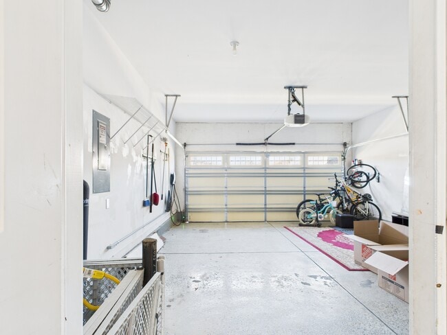 Building Photo - 13820 Netherton Ln