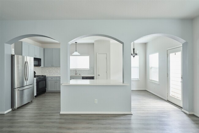 Building Photo - 21718 Grassy Hill Ln