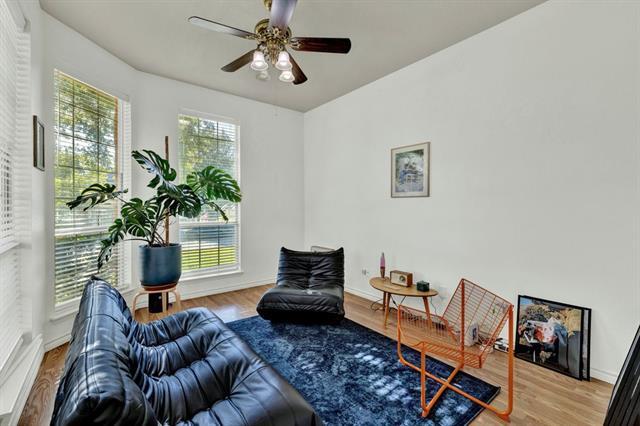 Building Photo - 18 Equestrian Ct