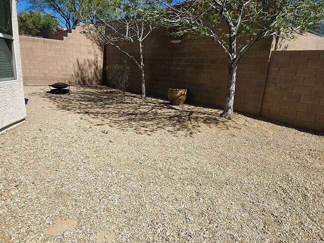 Building Photo - 3091 Tara Murphy Dr