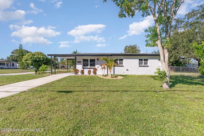 Building Photo - 4226 Sherwood Blvd