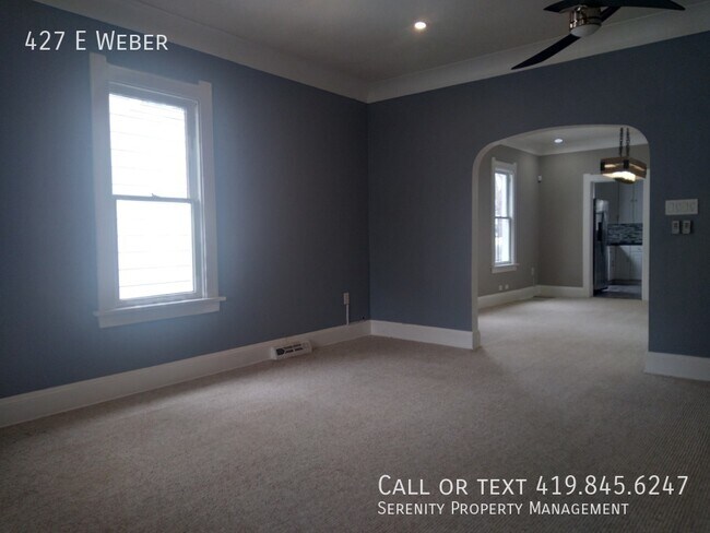 Building Photo - 427 E Weber St