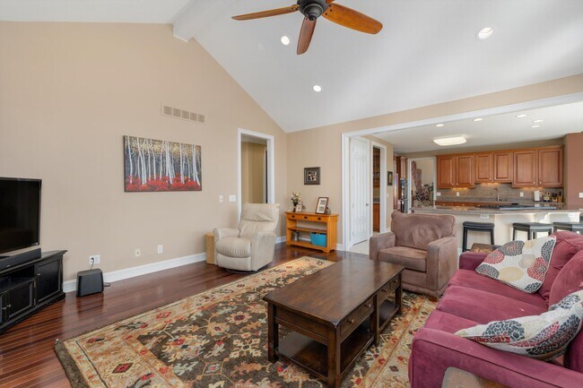 Building Photo - 7040 Royal Villa Ct