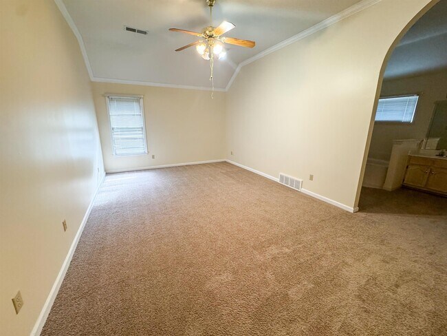 Building Photo - 1056 Cotton Row Cove
