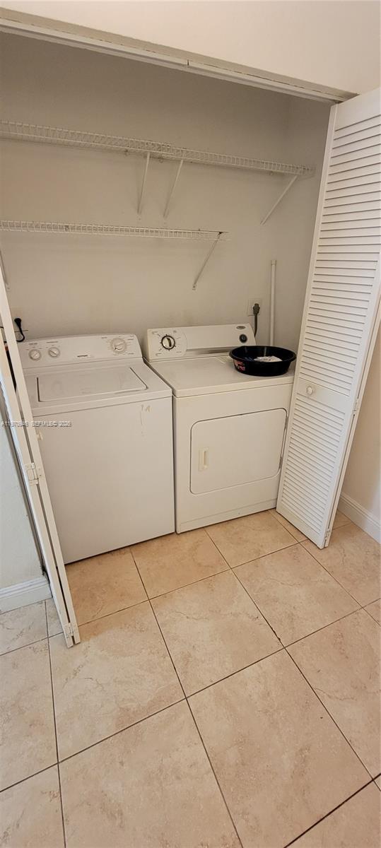 Building Photo - 8292 NW 24th St