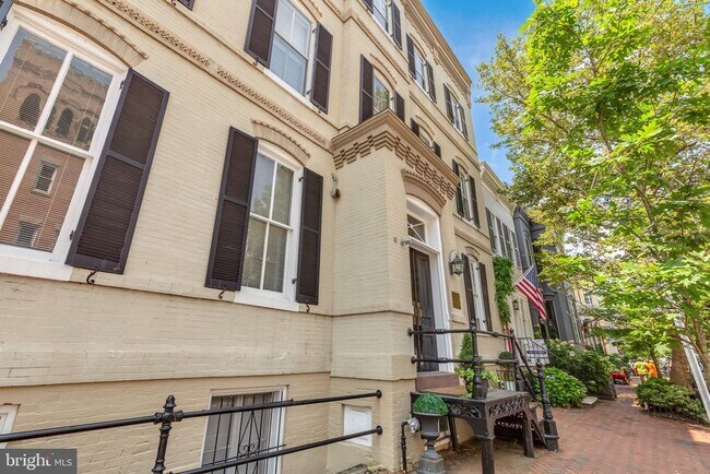 Building Photo - 3100 N St NW