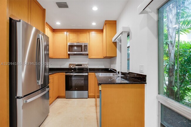 Building Photo - 50 FL-5