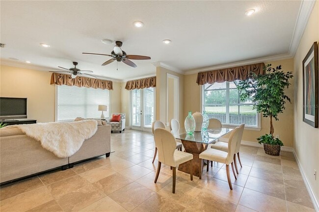 Building Photo - 13920 Clubhouse Dr