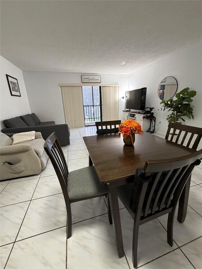 Building Photo - 8415 SW 107th Ave