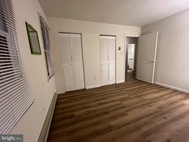 Building Photo - 12701 Pinecrest Rd