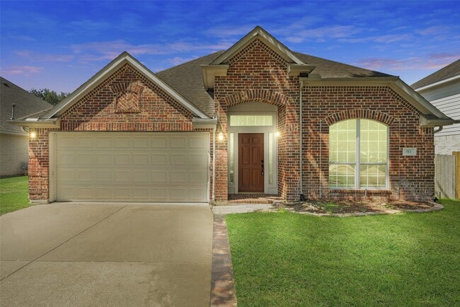 Primary Photo - 511 Plantain Ln
