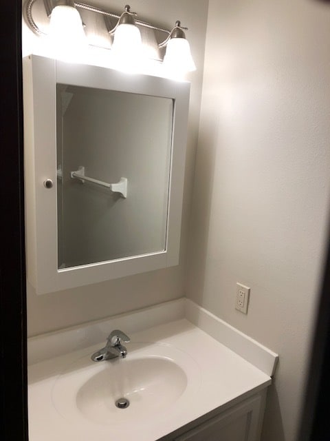 Building Photo - 1242 Park Dr