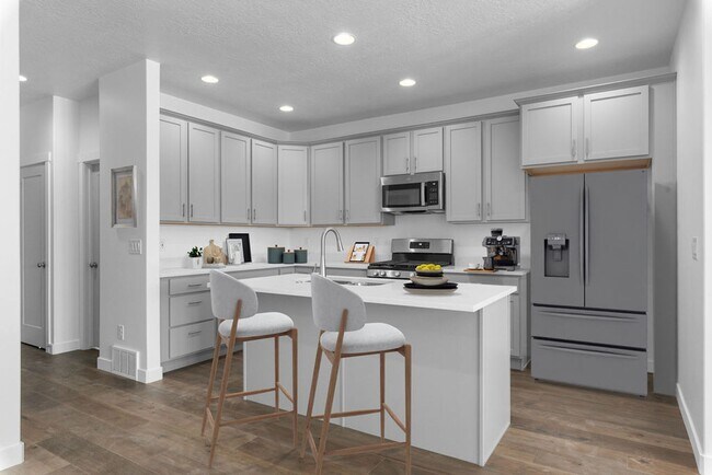 Building Photo - Dry Creek Highlands Towns - 6606