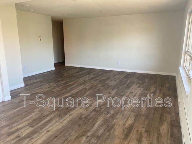 Building Photo - 2918 Nassau St