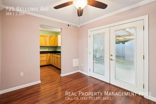 Building Photo - 725 Bellows Ave