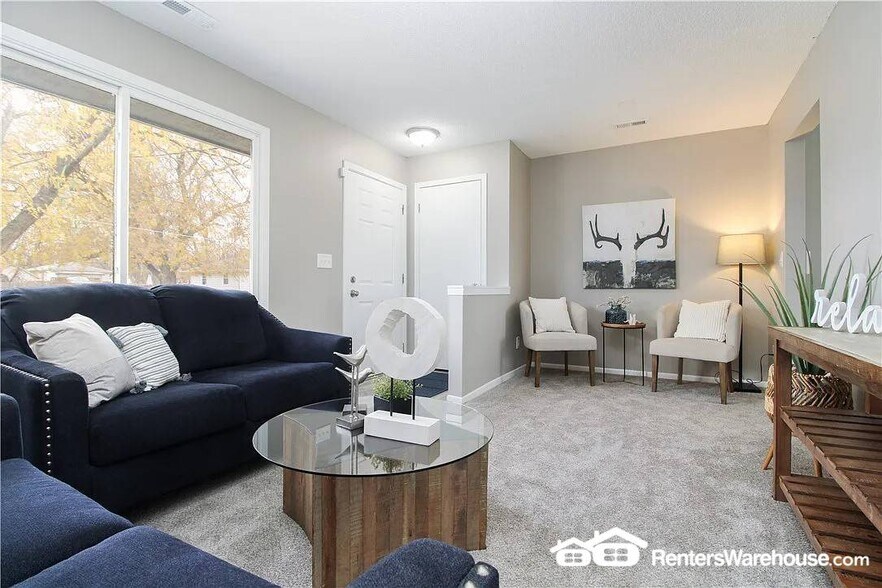 Building Photo - 1933 E 25th St