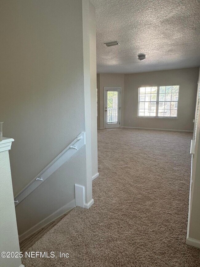 Building Photo - 12423 Forest Lake Cir W