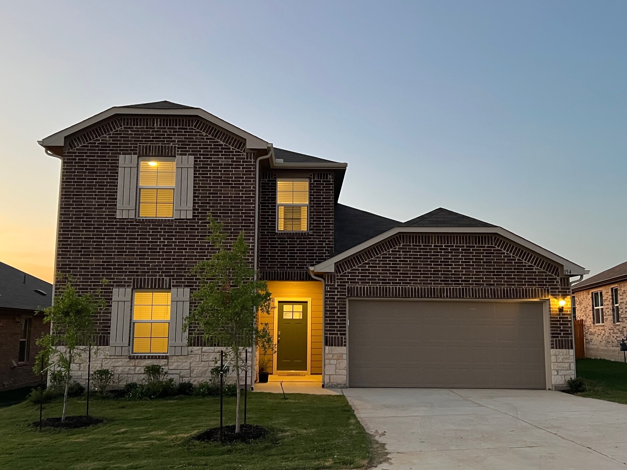 Building Photo - 154 Solitude Dr