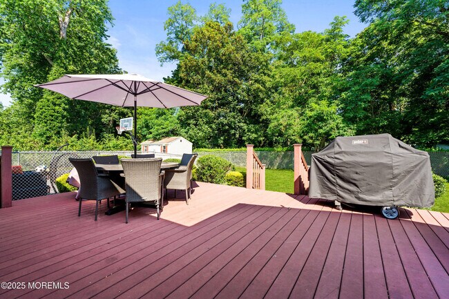 Building Photo - 523 Westwood Ave