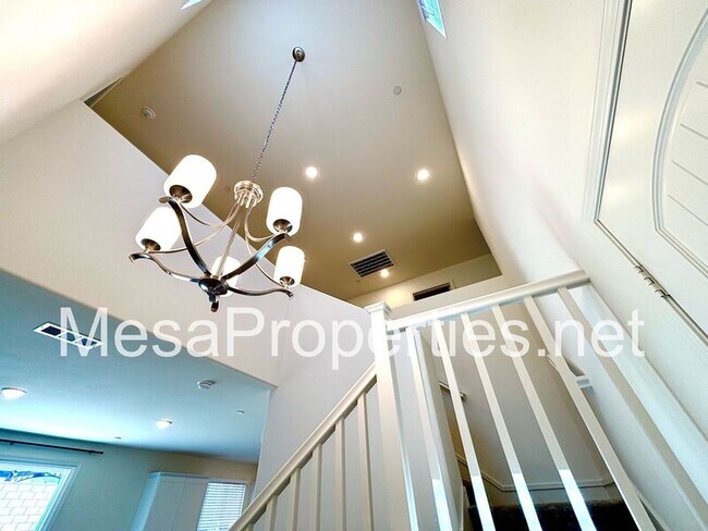 Building Photo - 13422 Menchaca Ct