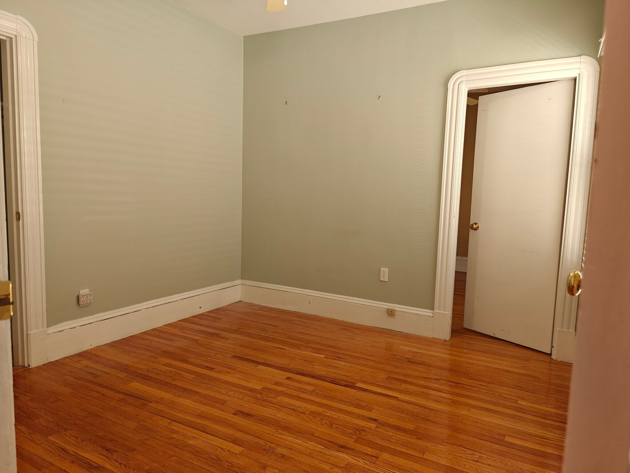 Bedroom 2 - 33 Hawthorne St