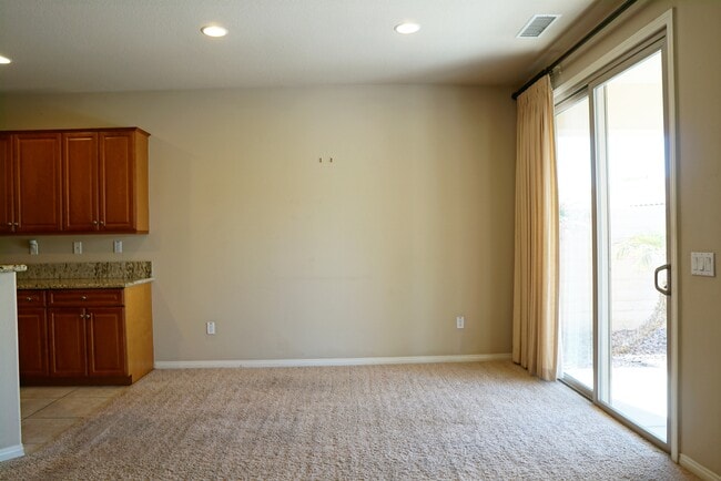 Building Photo - 40093 Corte Refugio