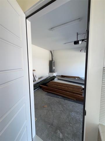 Building Photo - 5508 Mesa Cir