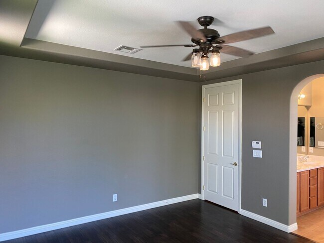 Building Photo - Pool!!! Spa!!! Summerlin!!! Gated!!! Park!! Mature lush landscape in back yard!! Synthetic Grass!...