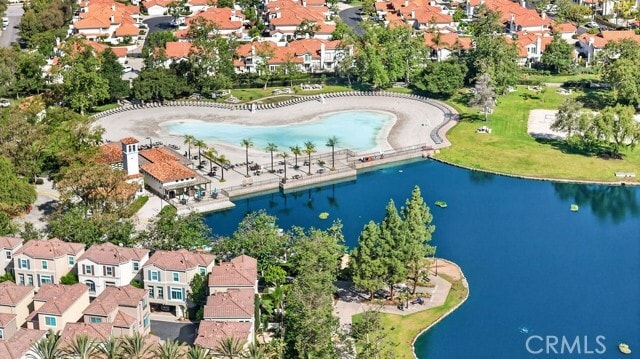 Building Photo - 14 Cll Alimar