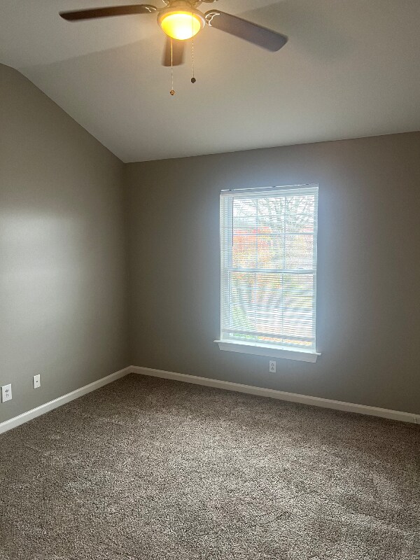 Building Photo - 243 W Smith St