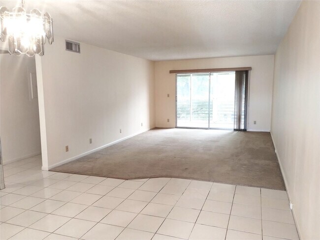 Building Photo - 3404 Bimini Ln